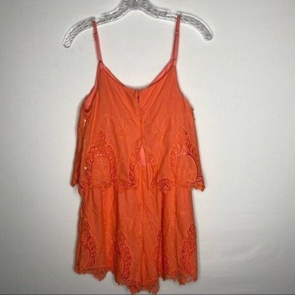 Red Saks Fifth Avenue Pink Eyelet Lace Crochet Sleeveless Romper XS - Picture 5 of 9